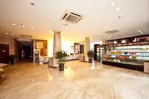 Hong Kong Business Hotel - Image 2