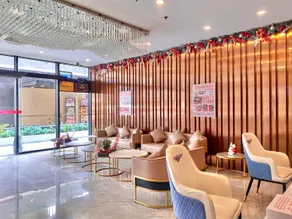 Guangdong Hotel 广东大酒店 - Image 4