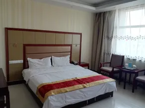 Guomao Business Hotel - Image 2
