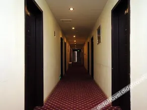 EASEHERE GARDEN HOTEL - Image 5