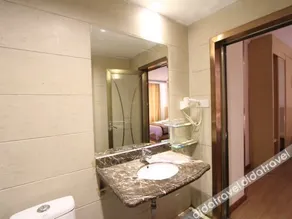 Xiting Hotel Chain (Foshan Xilushan North Gate Eternal Love Branch) - Image 4