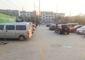 Yake Business Hotel - Image 4