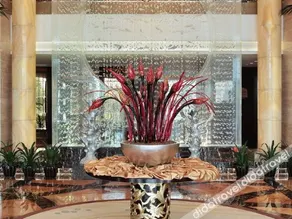 Ri Dong Garden Hotel - Image 4