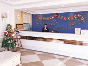 Yike Yijia Boutique Hotel (Dalian Xinghai Park Seaview) - Image 2