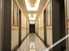 Ningjiang Grand Hotel - Image 3