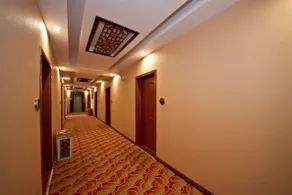 Ruige Business Hotel - Image 2