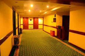 Xinli News International Hotel - Image 2