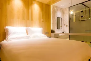 UP Huayi Select Hotel in Anxin County, Xiong'an New Area, under the brand of Ruijia - Image 5
