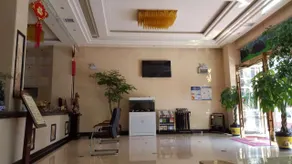Xingyishun Kailong Business Hotel - Image 3