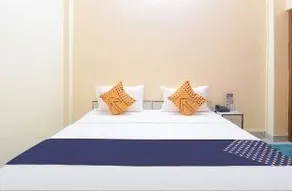 Goroomgo Mahadeva Homes Guest House Prayagraj - Image 4