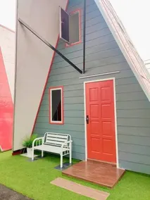 Red Triangle Cottage Roomstay Kerteh Paka - Image 3