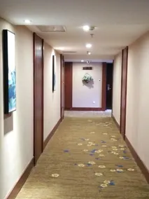 Zhongmao Hotel (City Center Square Pedestrian Street Branch) - Image 3