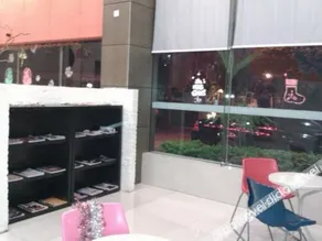 Vogue New Concept Hotel - Image 2