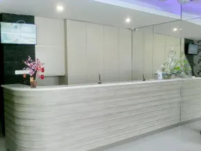 Franks Hotel - Image 4