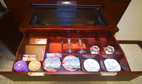 Royal Regent Hotel - Image 5