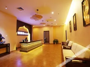 Oriental Gold Hotel - Image 2