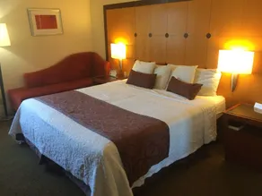 Travelodge by Wyndham Brooklyn Center - Image 4