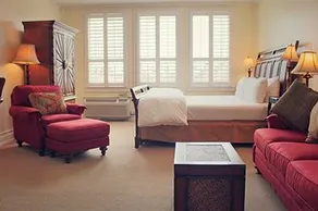 REGENCY APARTMENT Palm Beach - Image 3