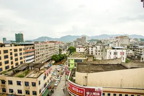 Luchuan Baisheng Business Hotel - Image 5