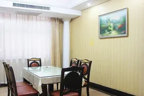 Huayu International Hotel - Image 4