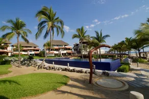 The Residences at Las Palmas - Image 4