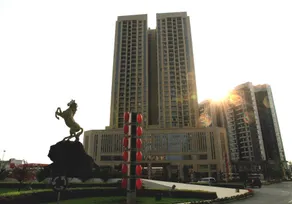 The Sunlight Hotel - Image 2