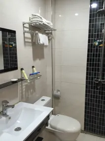 Yuexiang Express Hotel - Image 5