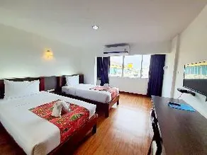 Sea Paradise Hotel Sattahip - Image 5