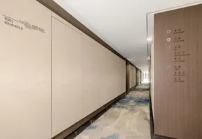 Deqing Longshan Lake Golf Resort Hotel - Image 3