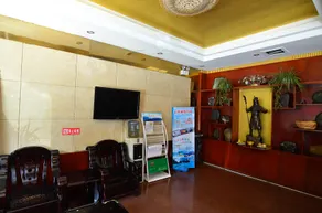 Junshan Business Hotel - Image 4