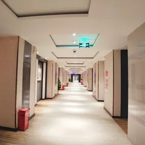 Vienna International Hotel (Dongcheng Building, Lanzhu East Road, Pingshan, Shenzhen) - Image 5