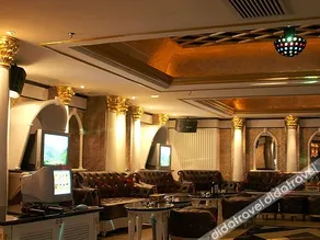 Mascot Hotel - Image 4