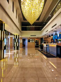 Xining Yihe Hotel - Image 4