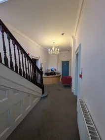 London Gatwick Inn - Image 3