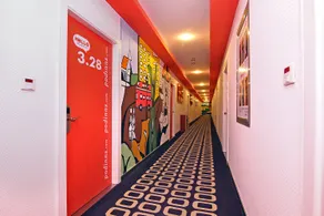 Zsmart HotelShanghai Cao'an Textile Market Fengzhuang Subway Station Branch - Image 4