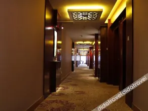 Huayi Business Hotel - Image 4