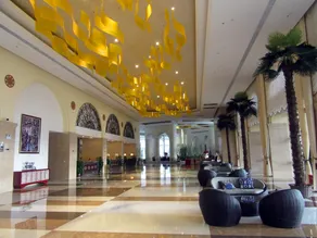 Island International Hotel - Image 2