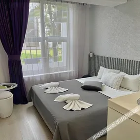 Constanta Hotel - Image 1