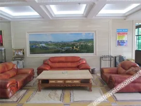 Shicheng Lotus Hotel - Image 4