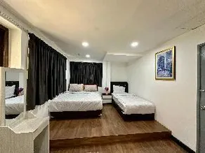 Aloh Tech Hotel - Image 5