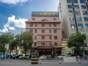 Light Stay · Shenglian Boutique Inn (Dongguan Tangxia High-speed Railway South Station Branch) - Image 2