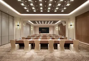Fillmore International Hotel Shanghai - Image 5