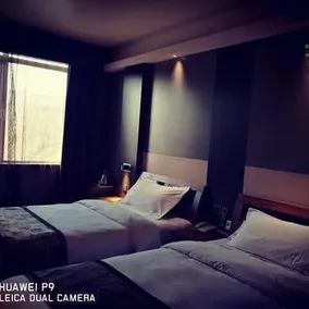 Lvzhou Boutique Hotel - Image 3