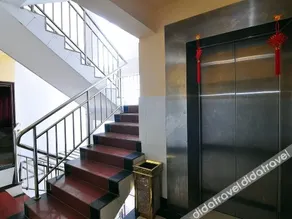 YT Hotel - Image 3