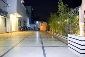 Mairona Hotel Gulberg - Image 5