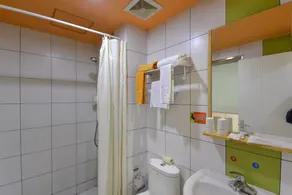 TourChina HOTEL (Taizhou Luqiao Shili Changjie Branch) - Image 4