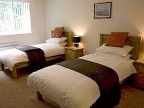Woodridge Inn Hotel - Image 5