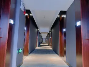 Yicheng Zhilu Hotel (Luohe Stadium) - Image 5
