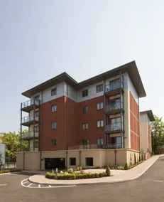 Equinox Place - Serviced Apartments - Image 2