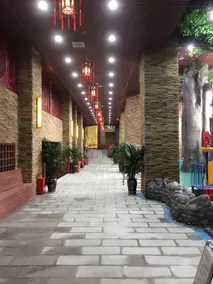Xinjia Yuquan Hot Spring Hotel - Image 2